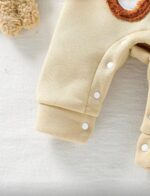 ⁦طقم سالوبيت أطفال شتوي بتصميم دب شى ان⁩ - الصورة ⁦8⁩