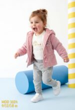 طقم بناتى شتوى 3 قطع جاكيت قطيفه