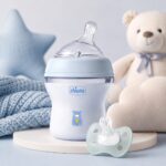 عرض ببرونة Chicco NaturalFeeling 150 مل لبنى + سكاتة سيليكون